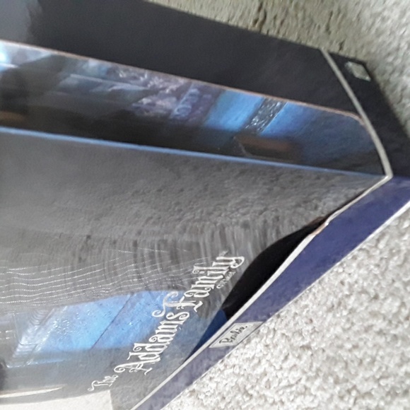 2000 The Addams Family Barbie Collectibles - Picture 3 of 5